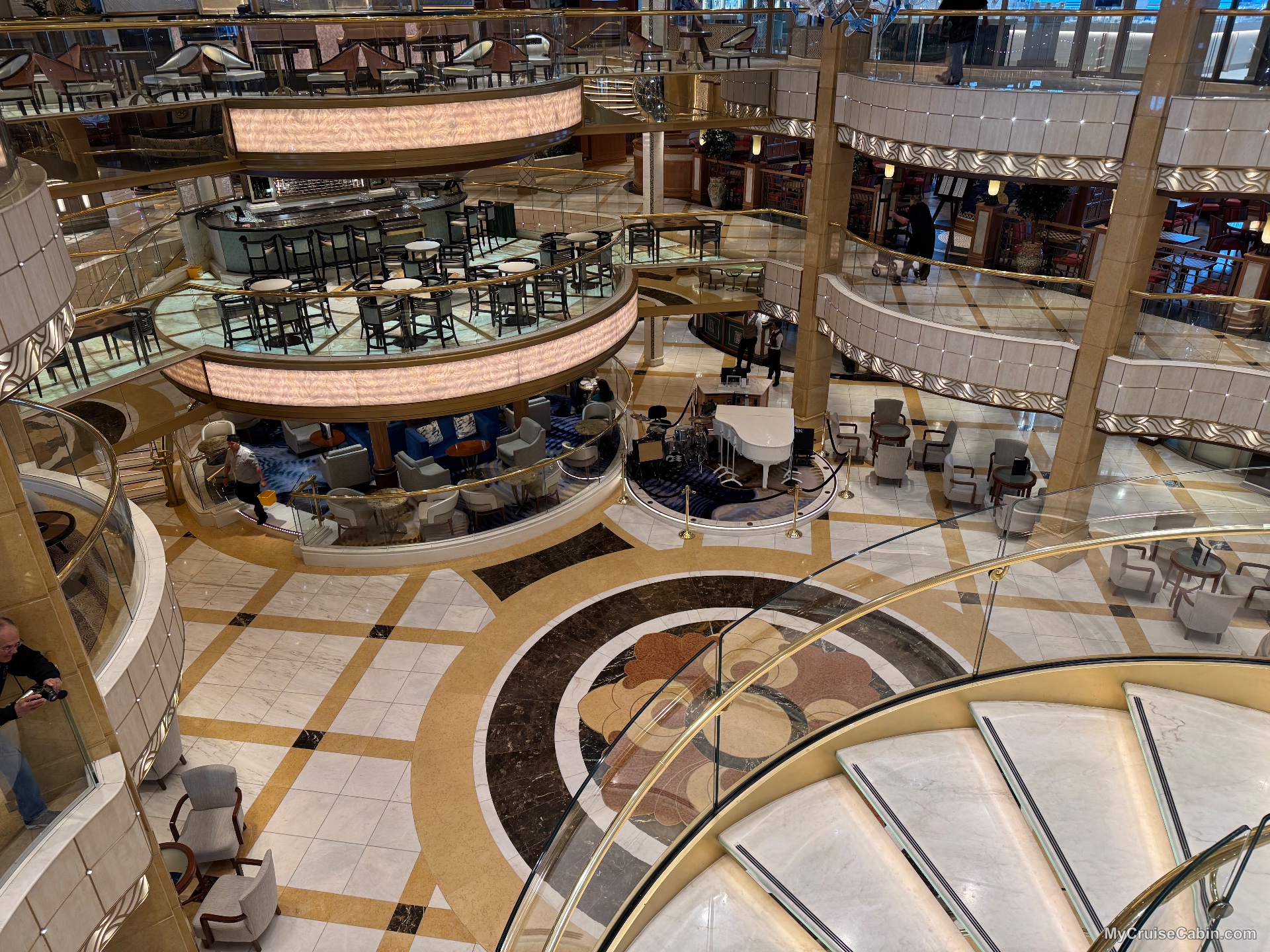 Piazza atrium