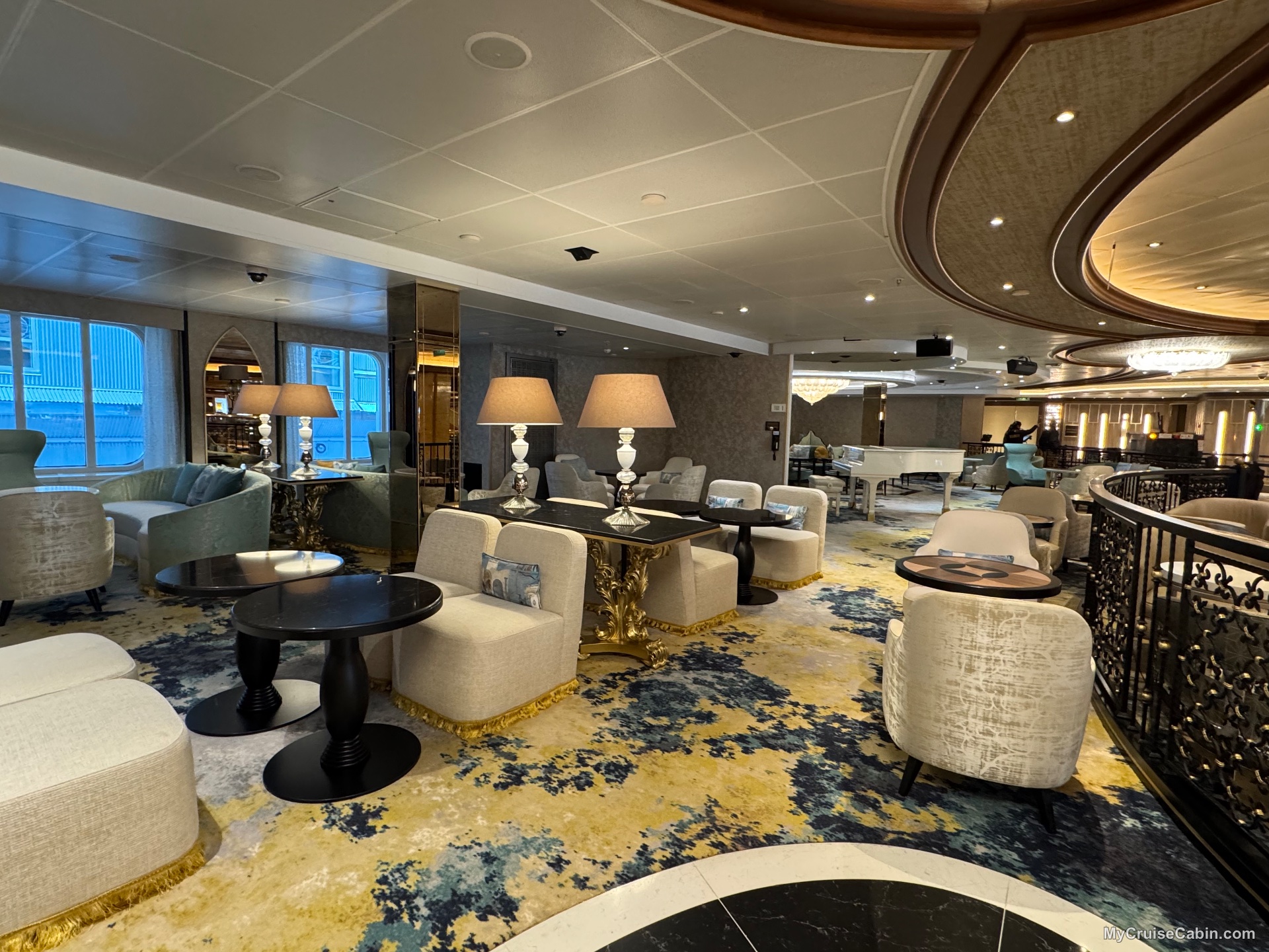 Bellinis Champagne Bar