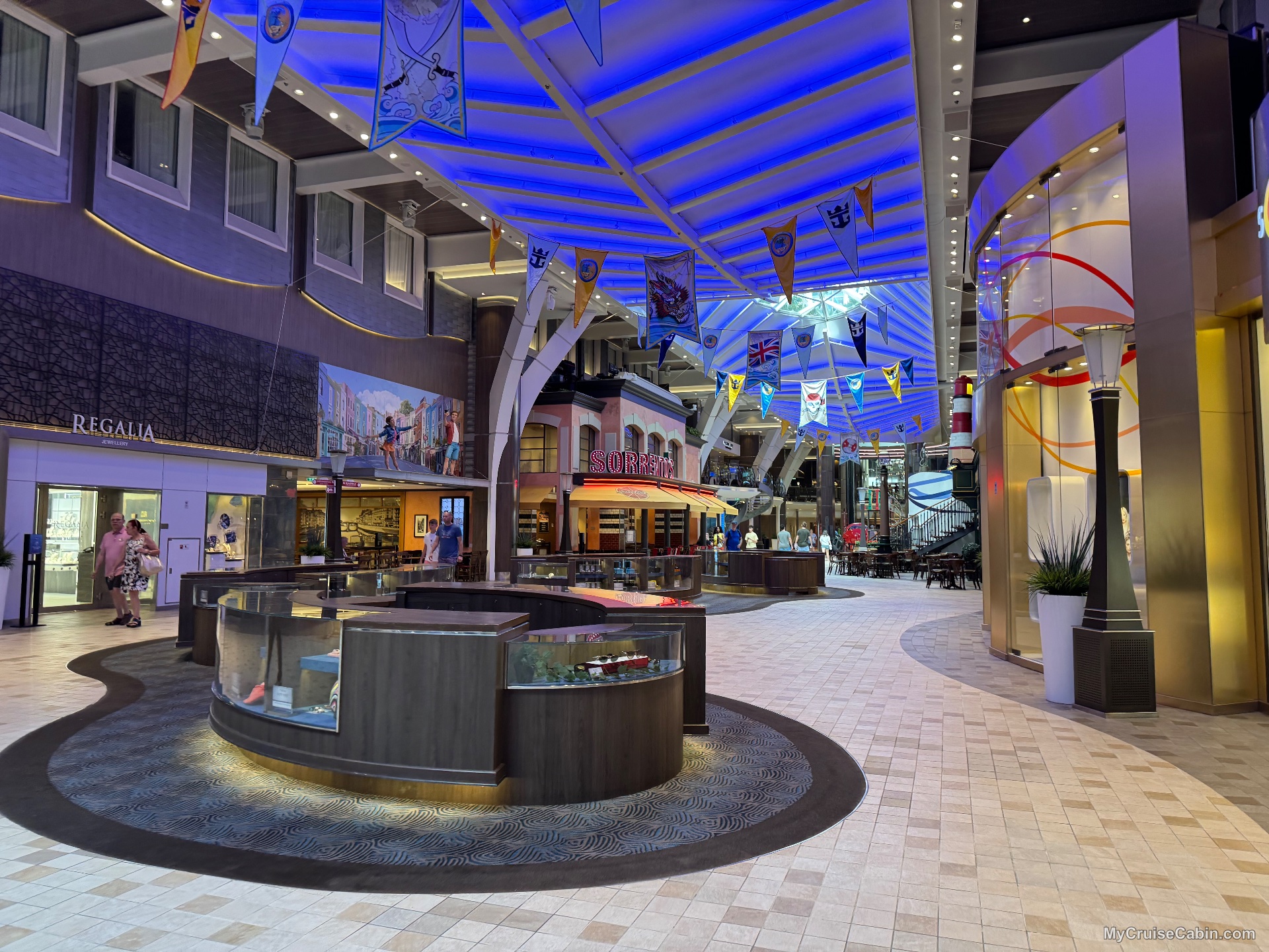 Royal Promenade