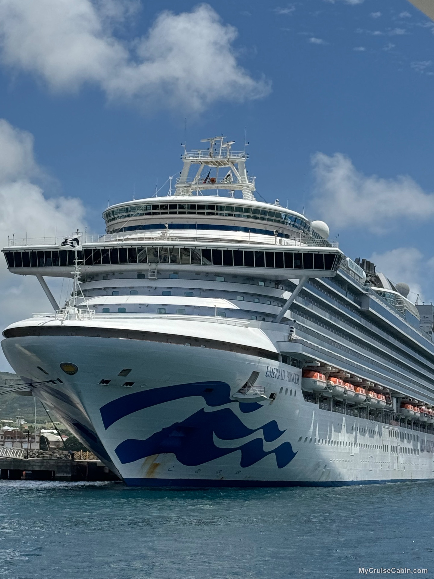Emerald Princess Emerald Princess bow front view - Exterior