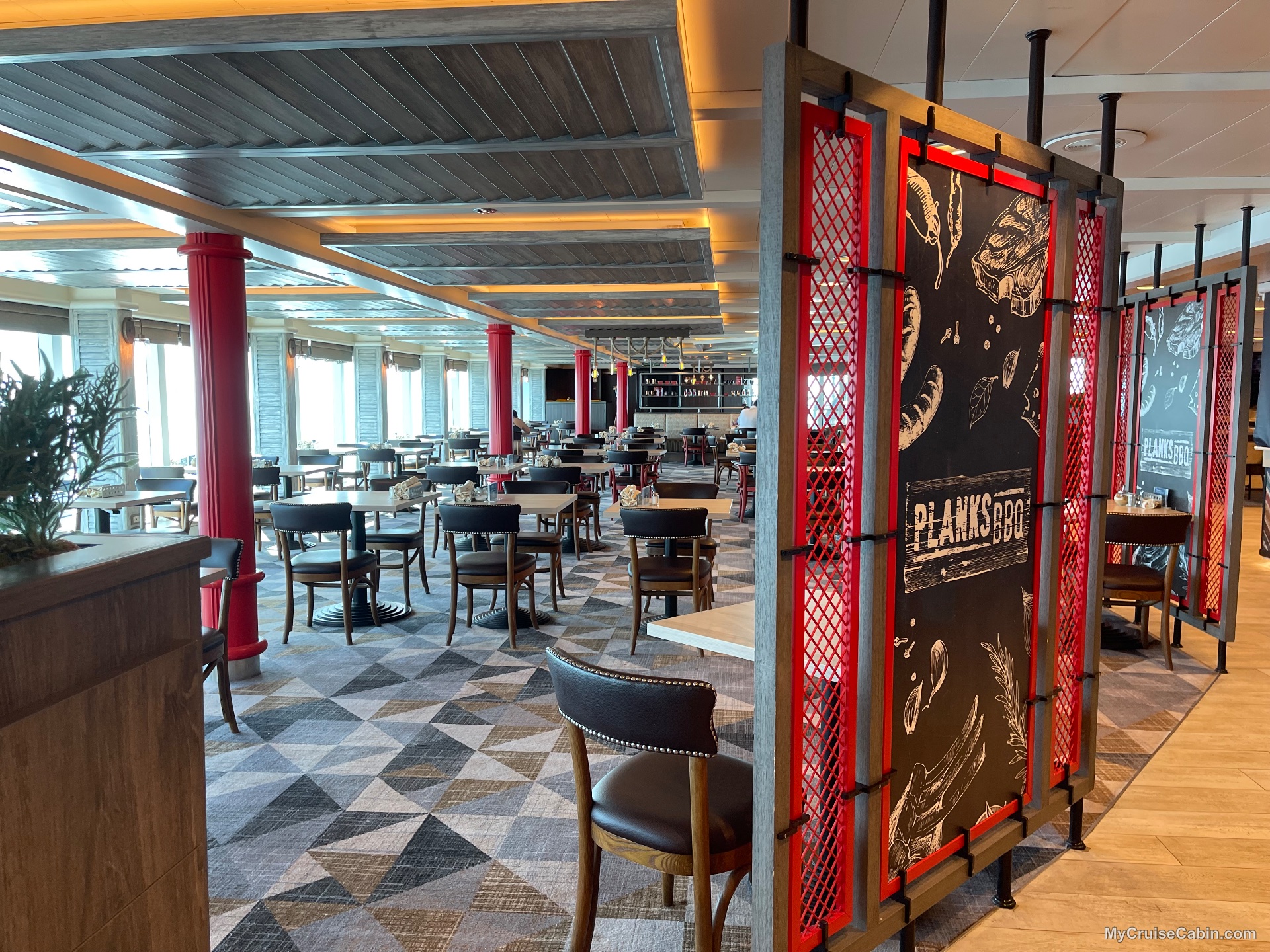 Caribbean Princess Planks BBQ - Restaurant
