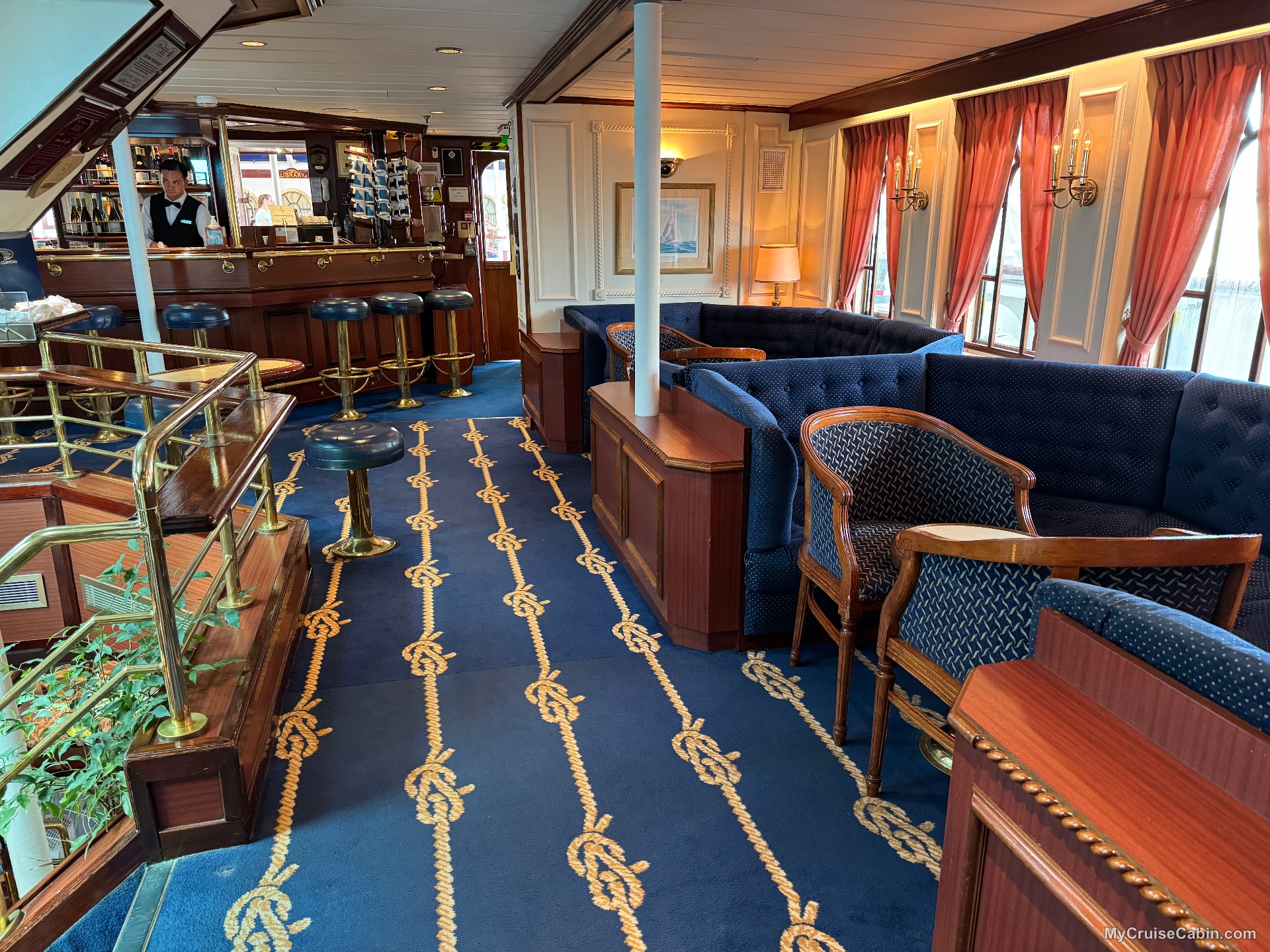 Interior deck bar lounge