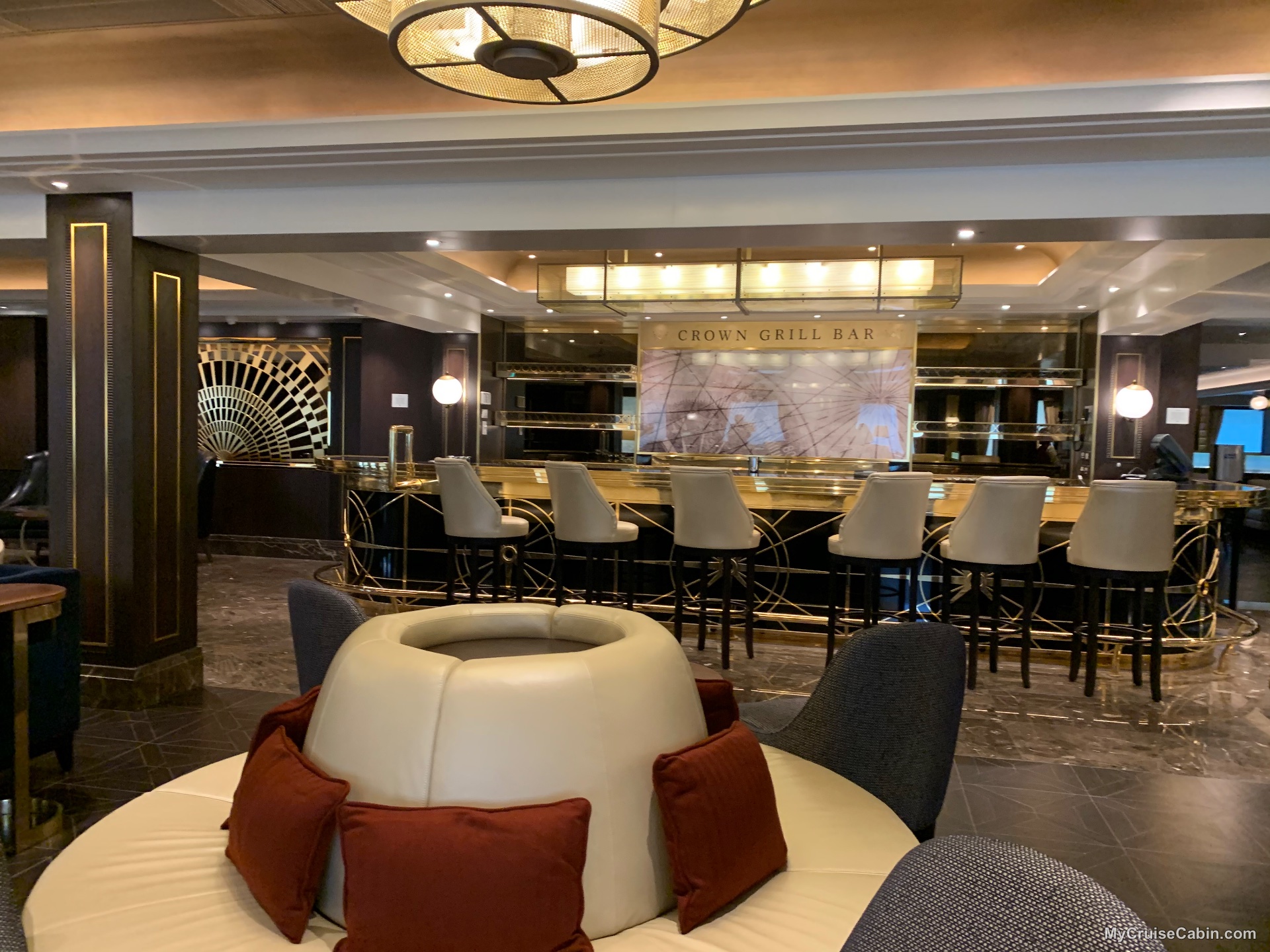 Crown Grill Bar