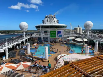 Pool deck