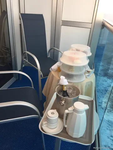 Cabin L210 on Emerald Princess