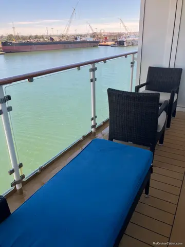Cabin 8672 on Norwegian Star