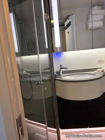 Cabin 6031 on Sirena