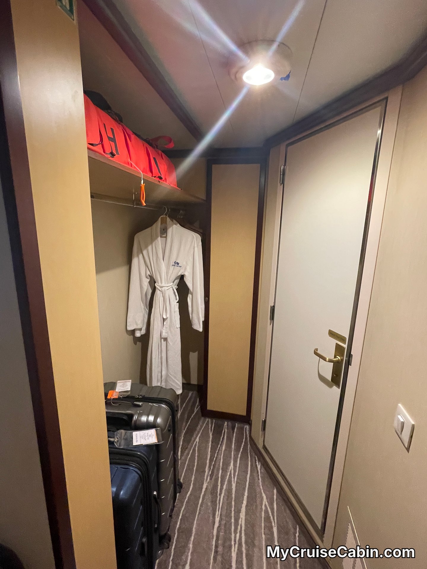 Cabin D730 on Regal Princess