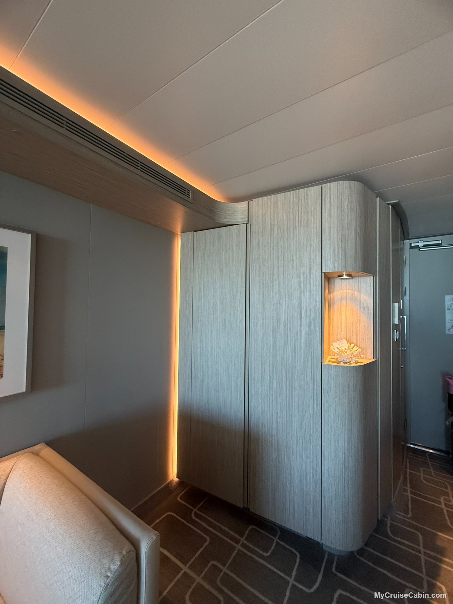 Cabin 11274 on Celebrity Apex