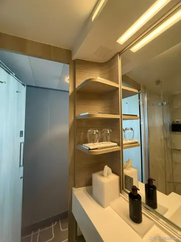 Cabin 11274 on Celebrity Apex