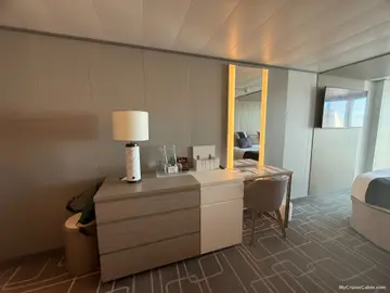 Cabin 11274 on Celebrity Apex