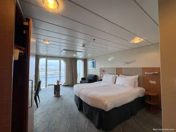 Cabin 12166 on Oasis of the Seas
