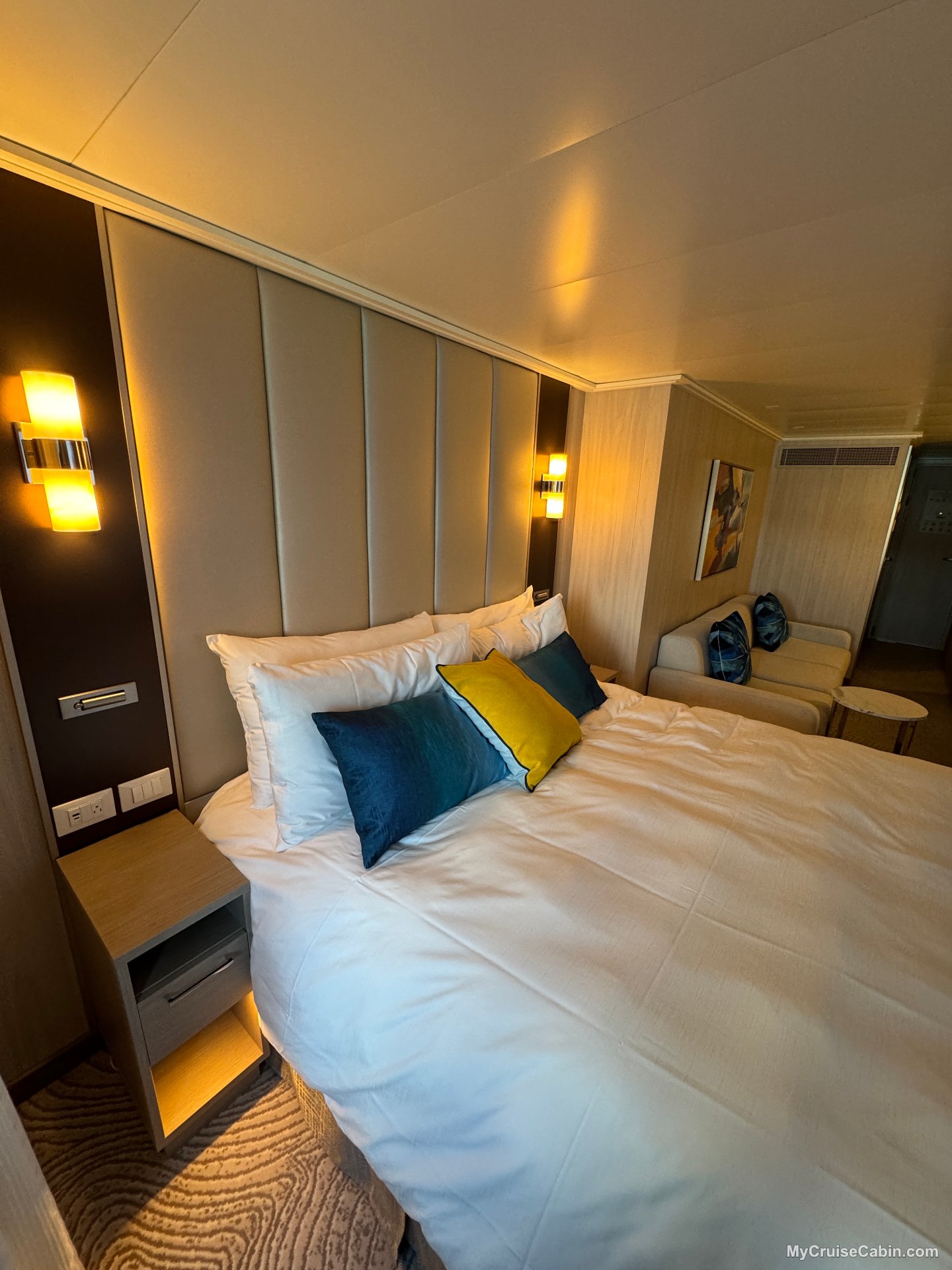 Cabin 5215 on Star Princess