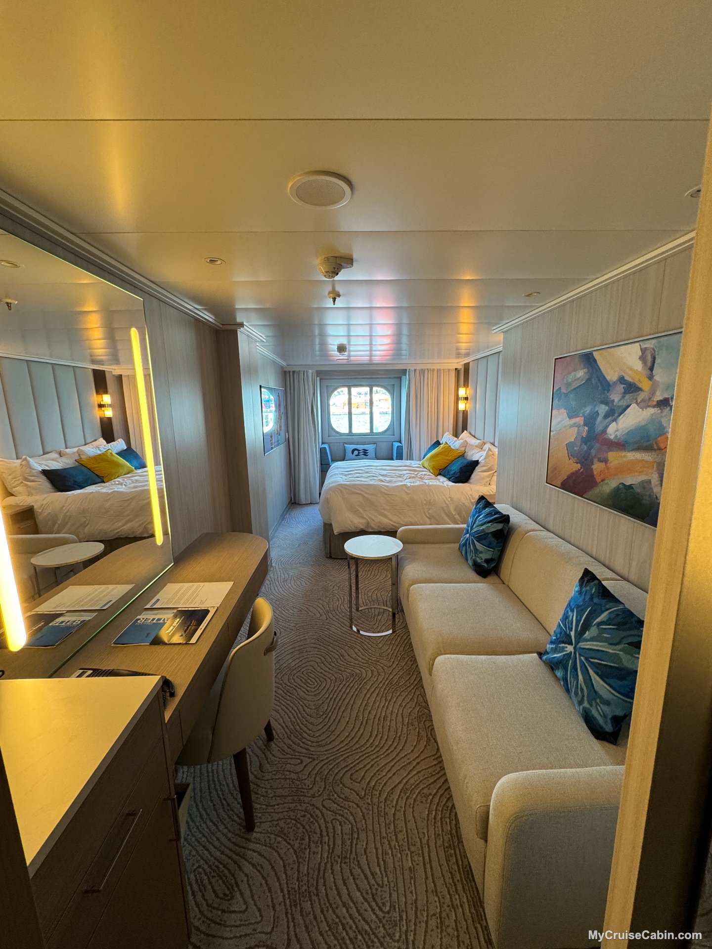 Cabin 5215 on Star Princess