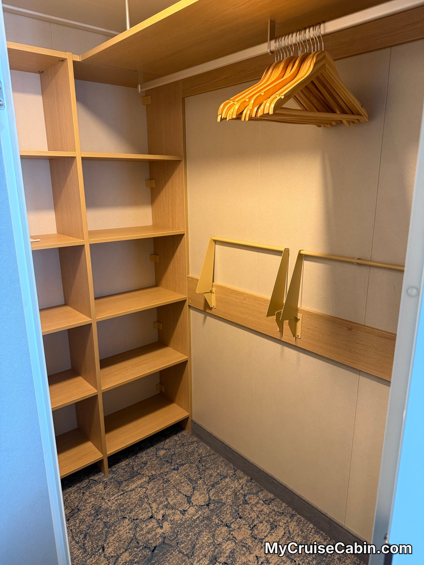 Cabin 7248 on Utopia of the Seas