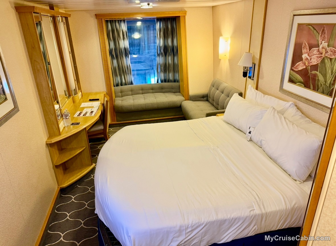 Cabin 8611 on Navigator of the Seas
