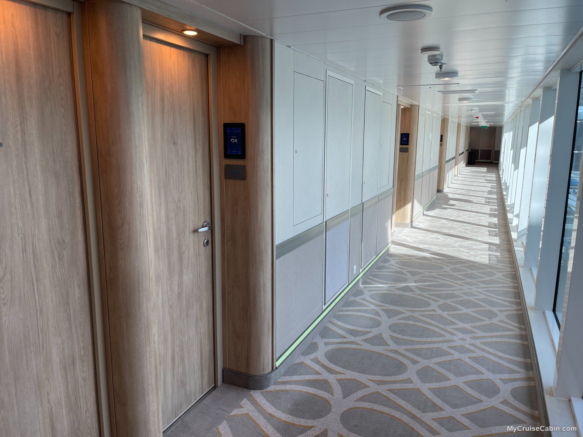 Cabin S222 on Sky Princess