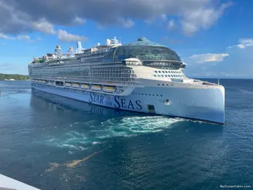Front of Star of the Seas in Roatan
