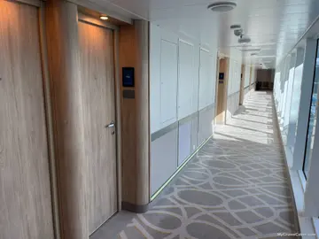 Cabin S222 on Sky Princess