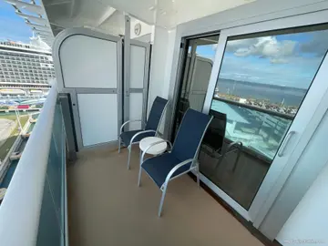 Cabin S222 on Sky Princess