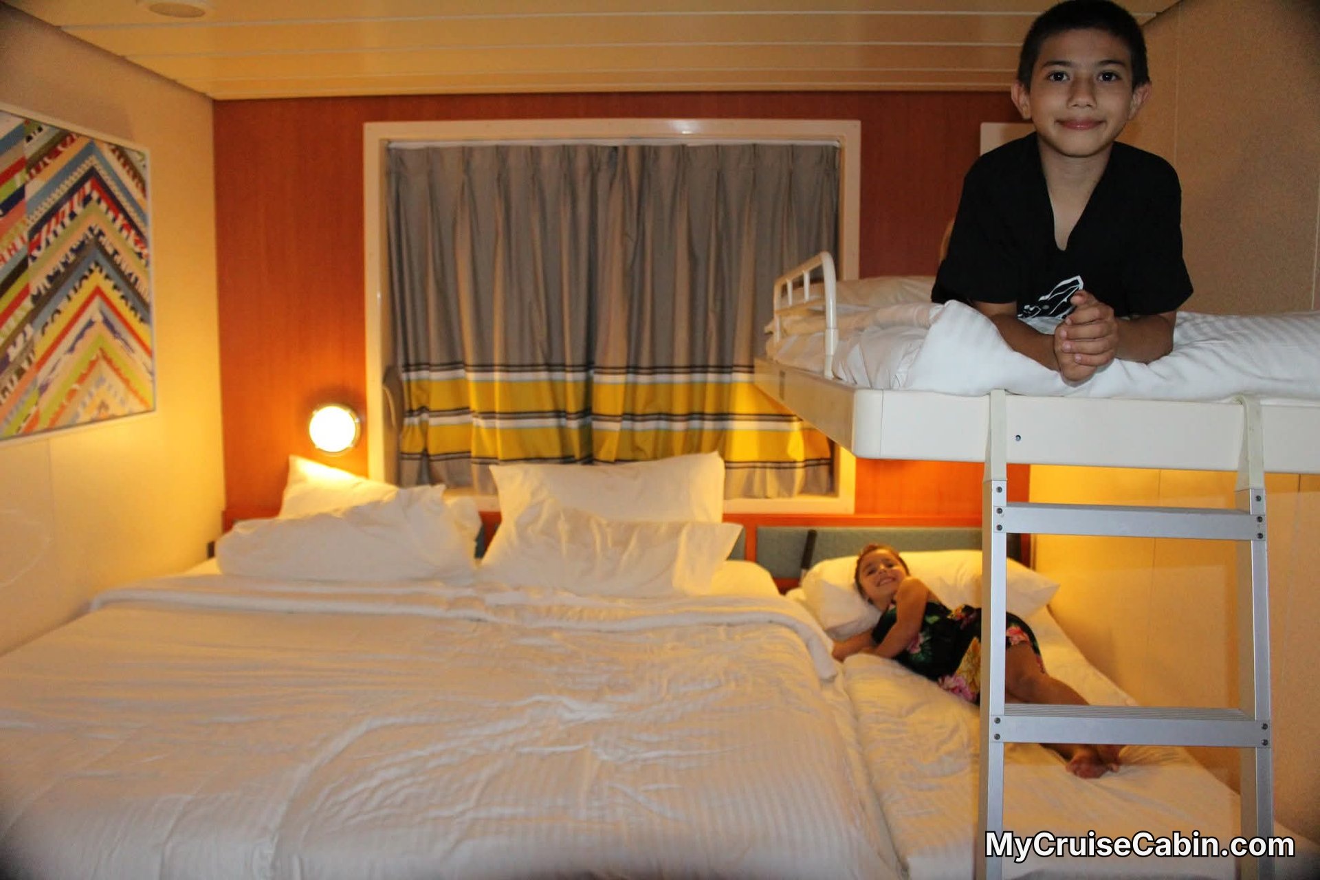 Cabin 8658 on Norwegian Dawn