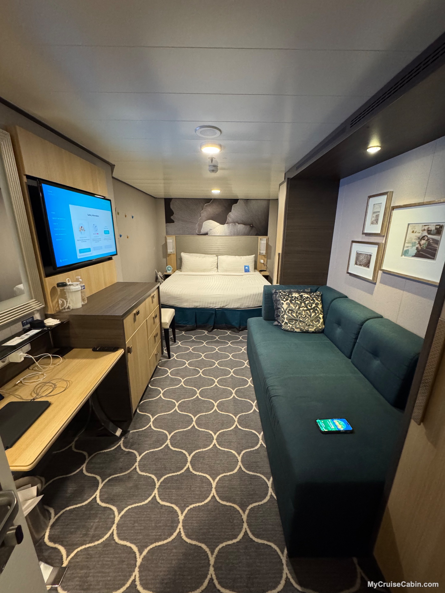 Cabin 8149 on Symphony of the Seas