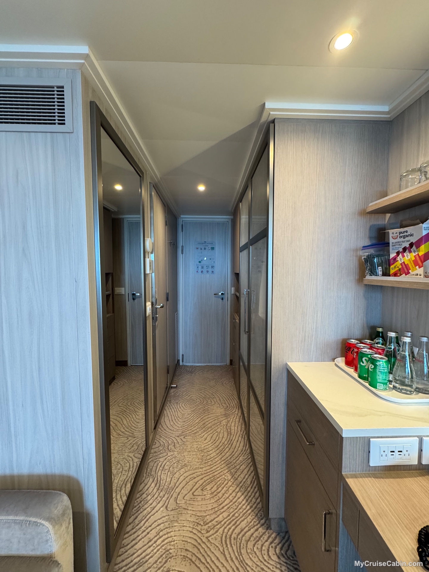 Sun Princess Cabin 16232 - Interior