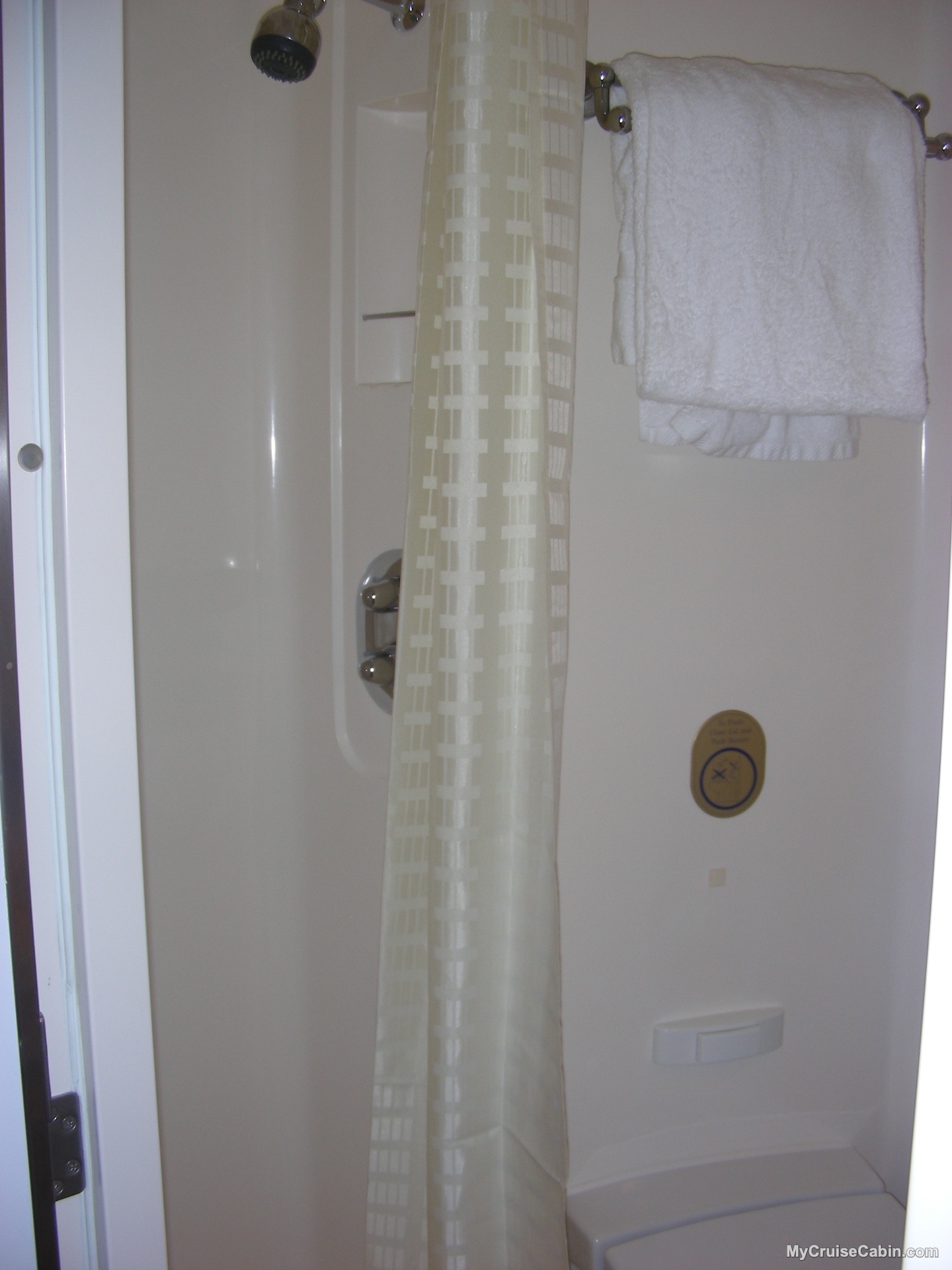 Cabin C628 on Ruby Princess
