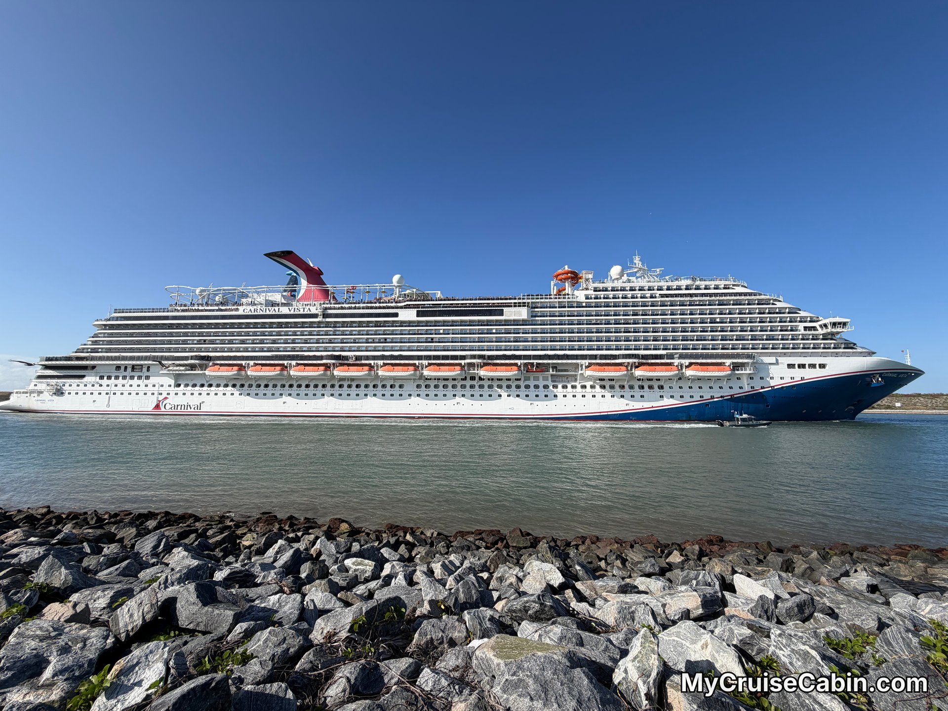 Carnival Vista  - Exterior