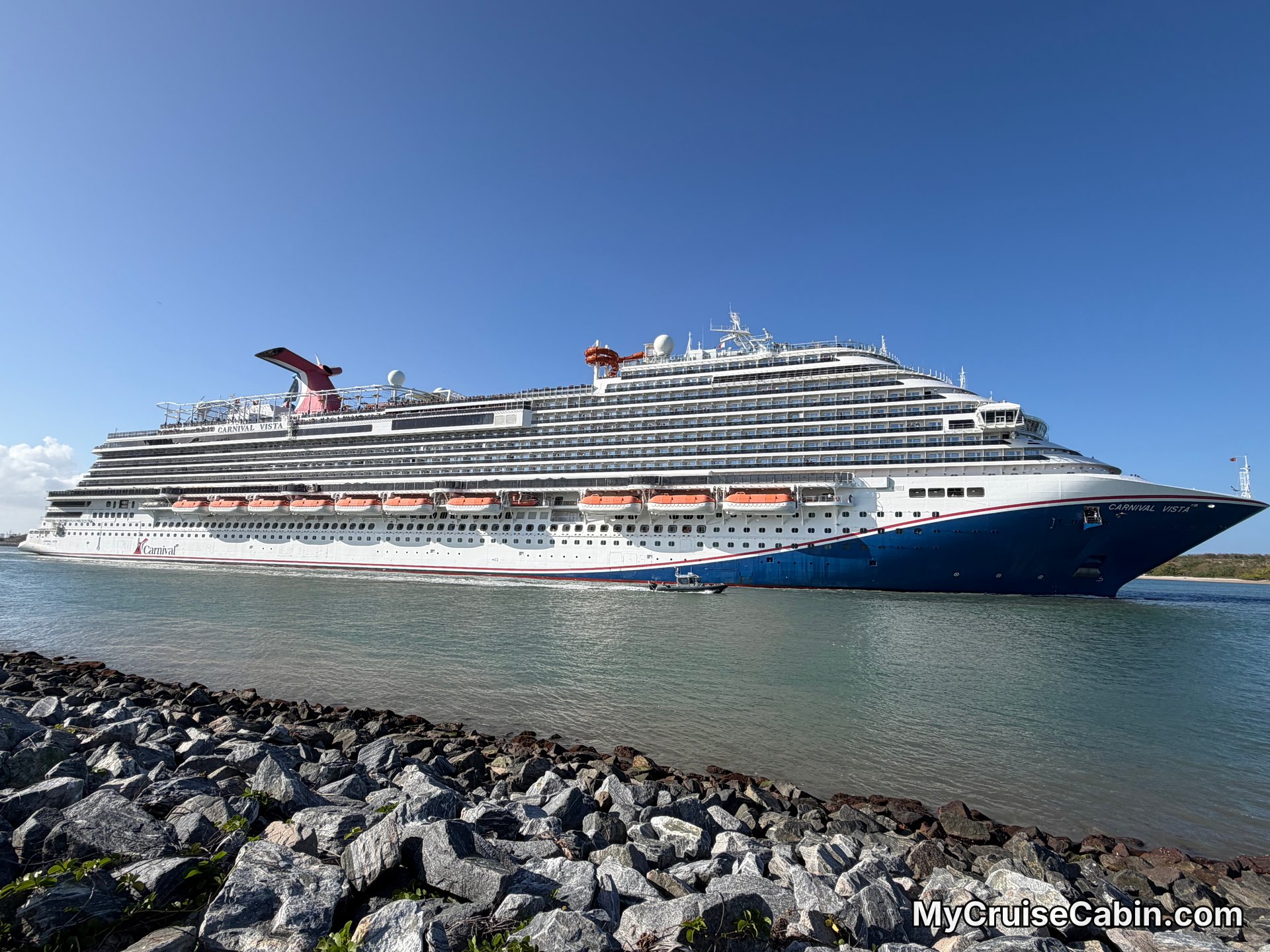Carnival Vista  - Exterior