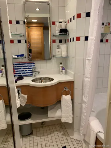 Cabin 8608 on Disney Dream
