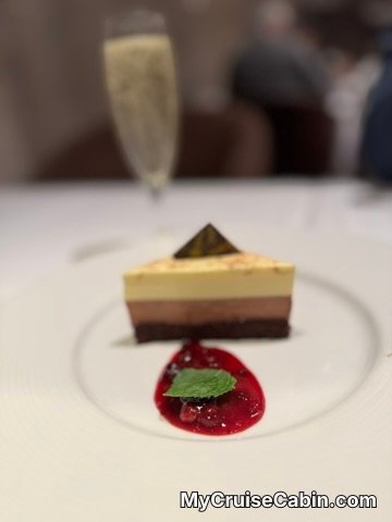 MSC World Europa  - Food