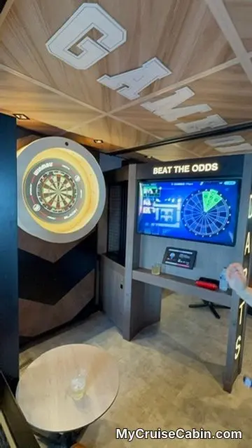 Darts at Sports Bar