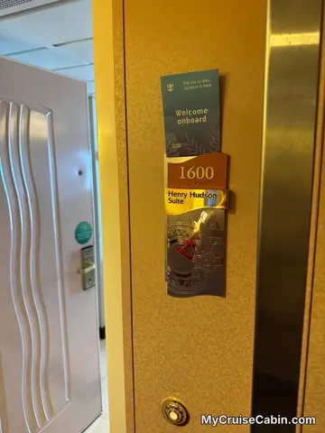 Cabin 1600 on Mariner of the Seas
