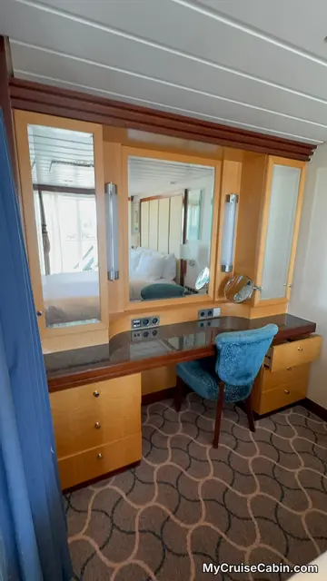 Cabin 1548 on Mariner of the Seas