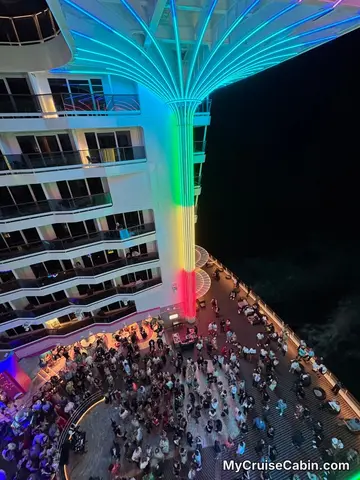 Cabin 15243 on MSC World America