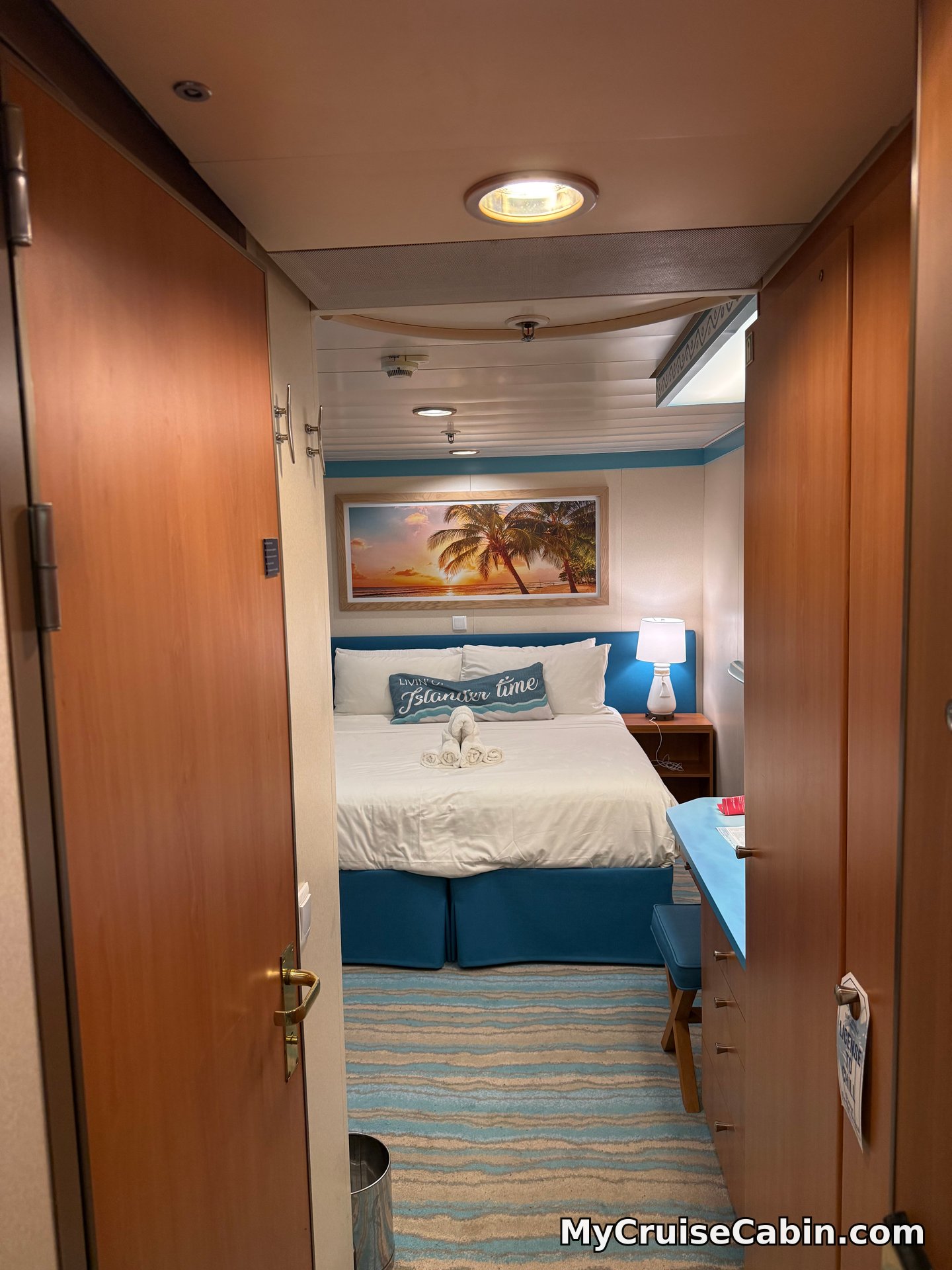 Cabin 1189 on Islander