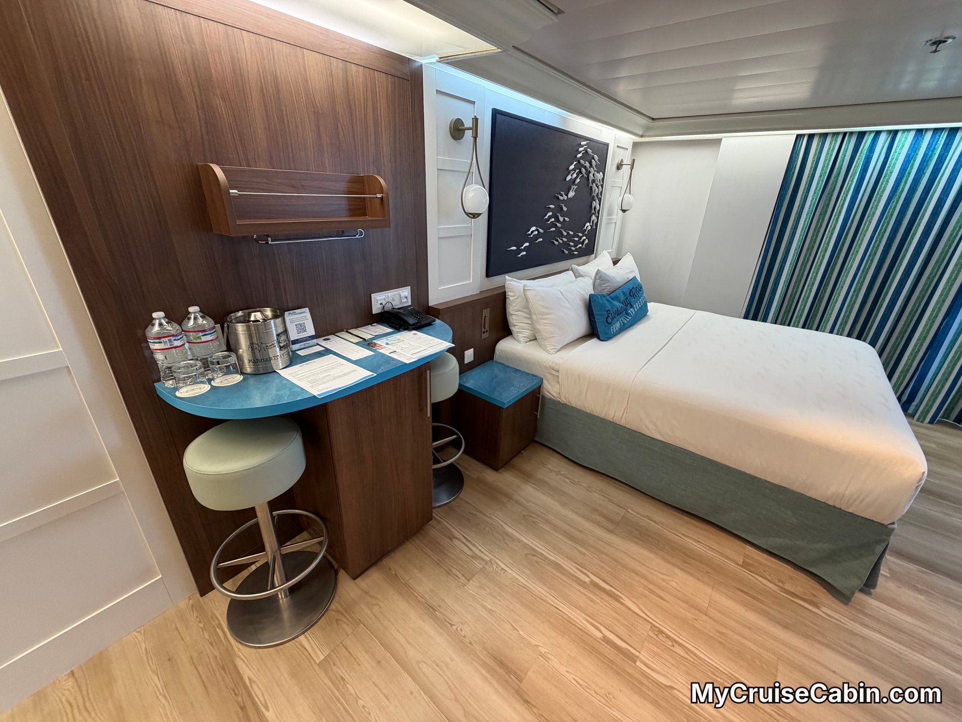 Cabin 4235 on Islander