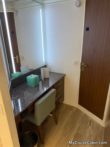 Cabin 4235 on Islander