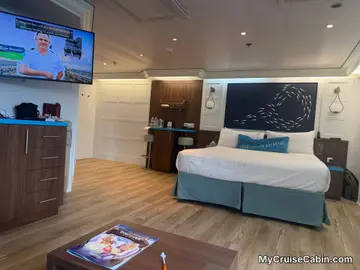 Cabin 4235 on Islander