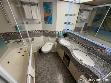 Cabin 4235 on Islander