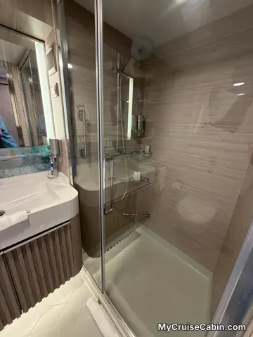 Cabin 9308 on Norwegian Prima