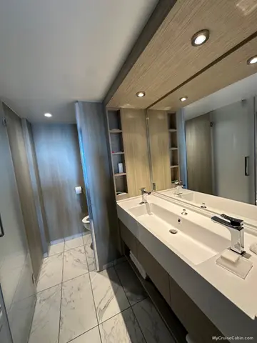 Cabin 9190 on Celebrity Apex