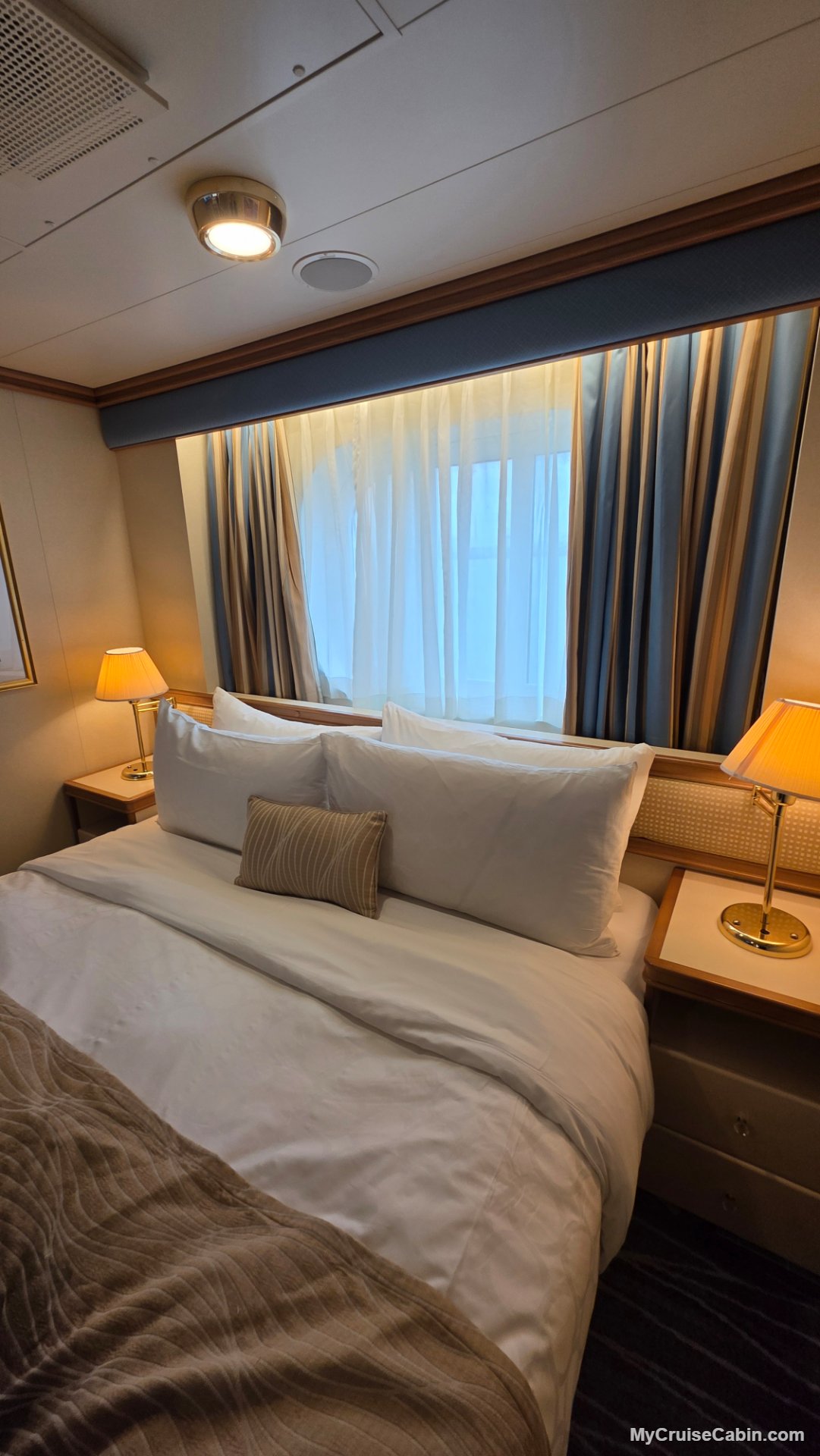 Cabin P307 on Crown Princess