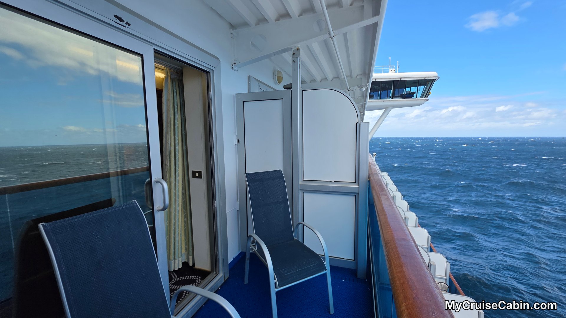 Cabin 11231 on Carnival Adventure